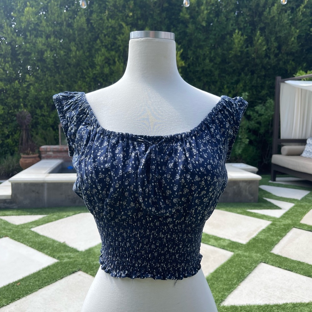 Off the shoulder Brandy Melville Top